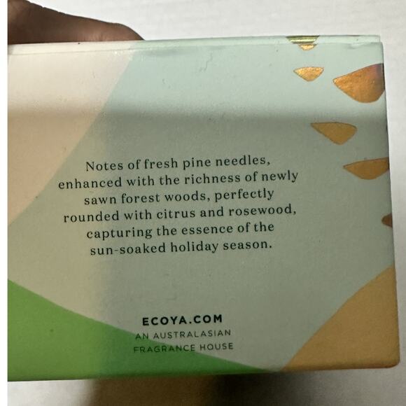 Ecoya - Fresh Pine Natural Soy Wax Fragranced Monty Candle 90g, Limited Edition - Picture 4 of 7